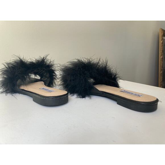 Cape Robbin feather slides - Picture 8 of 13